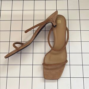 Toteme sandals size 39